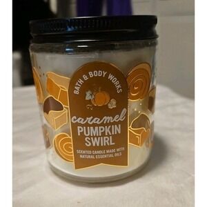 Bath & Body Works Caramel Pumpkin Swirl 1-Wick 7 Oz . Scented Candle